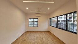 Sea Avenue (D15), Terrace #567750731